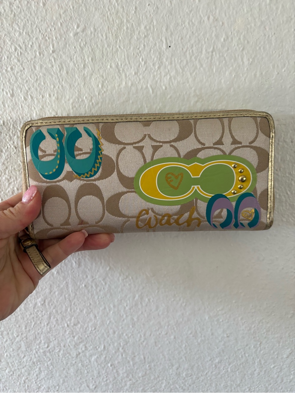 Coach Beige Signature Canvas Zip Wallet  coach poppy she is stunning